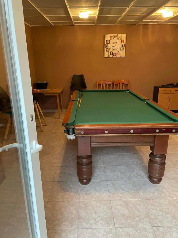 Adam Apartman ハイデゥソボスロー エクステリア 写真