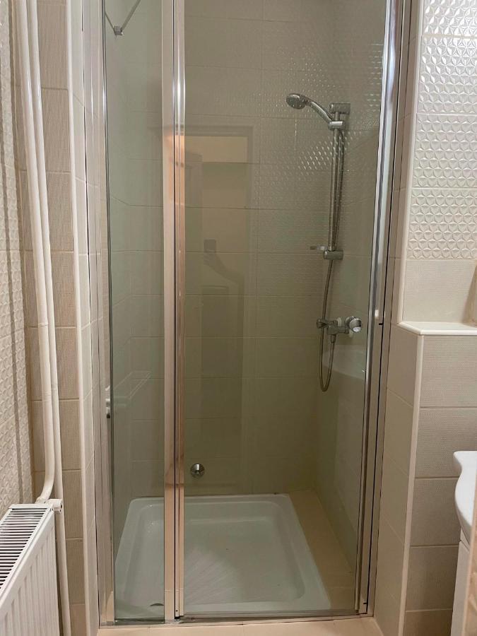 Adam Apartman ハイデゥソボスロー エクステリア 写真