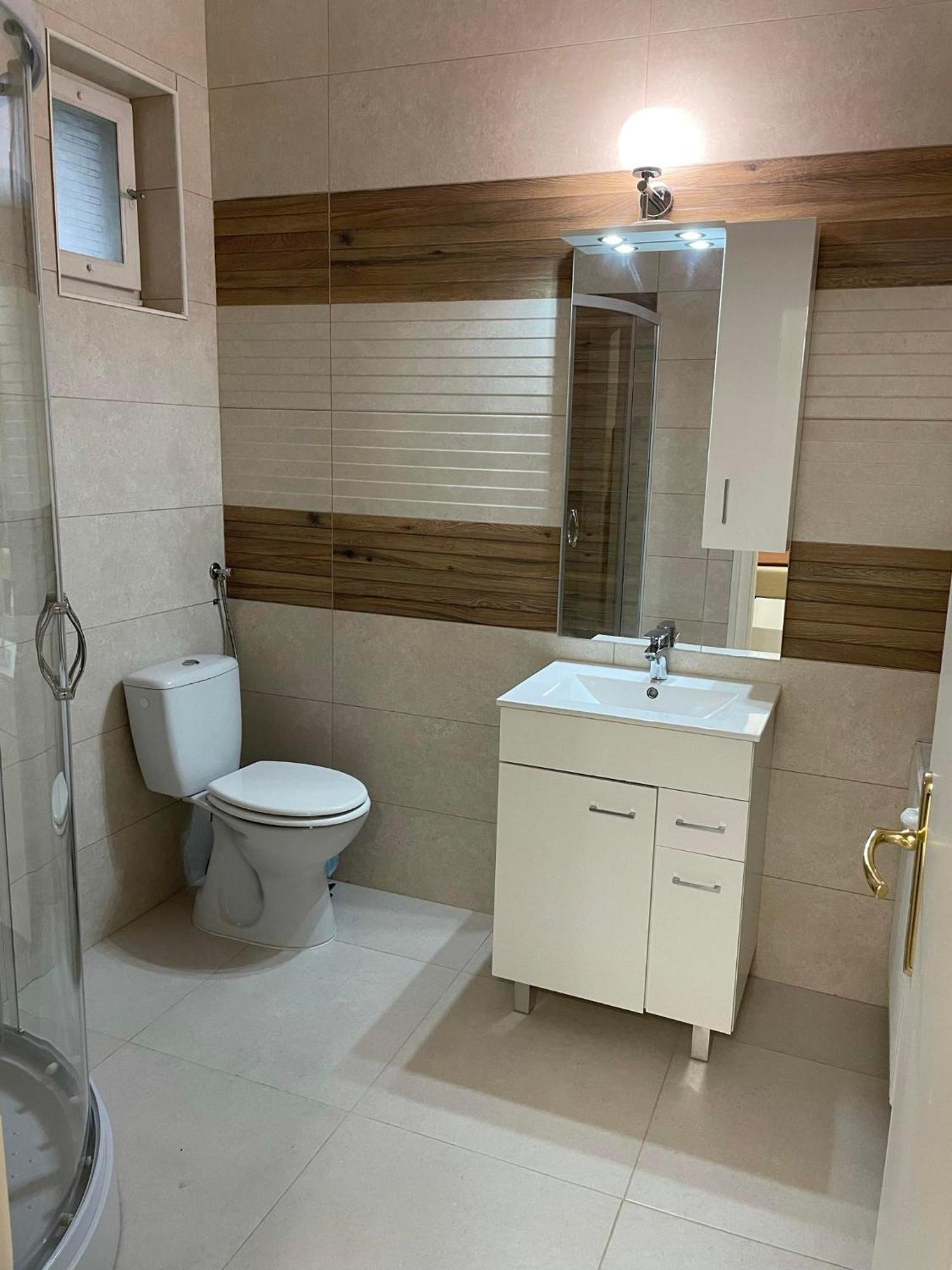 Adam Apartman ハイデゥソボスロー エクステリア 写真